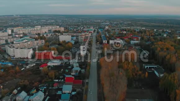 巴什科尔托斯坦共和国布拉戈维什钦斯克市主要街道视频的预览图