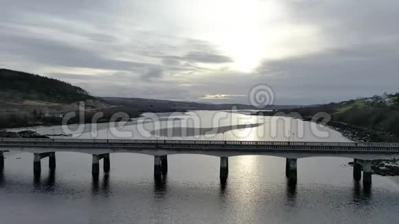 在爱尔兰唐加尔郡的莱特马卡瓦德桥视频的预览图