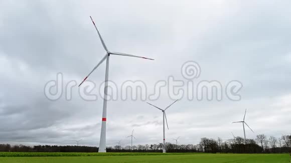 德国的风力涡轮机视频的预览图