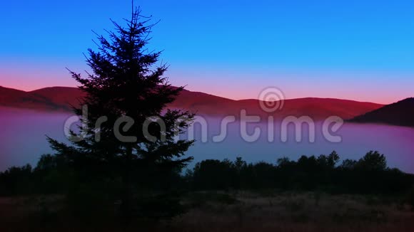 山地景观时间流逝晚上好日落移动滑块视频的预览图