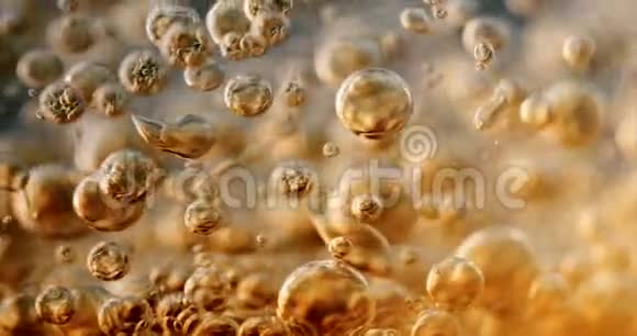 水中气泡的特写视频视频的预览图