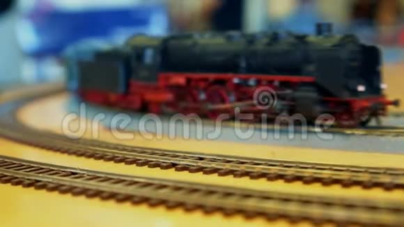 复古玩具火车视频的预览图