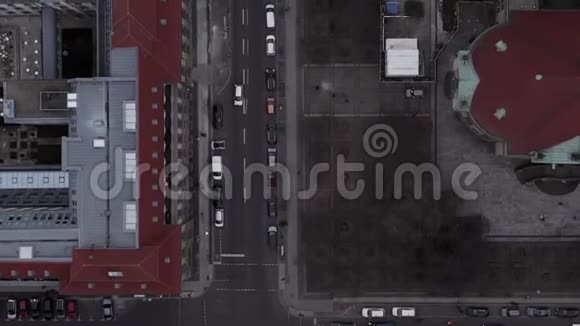 柏林米特市中心德国带教堂屋顶和大广场的美丽的俯视图视频的预览图