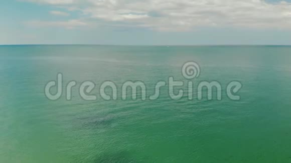 碧蓝的海面视频的预览图