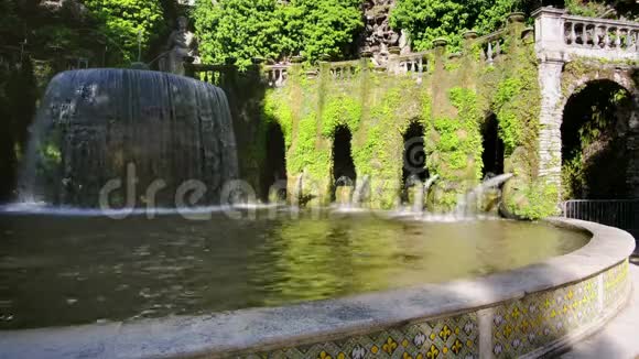 拉齐奥地区地标意大利罗马附近蒂沃利的D宫花园椭圆形喷泉或奥瓦托丰塔纳视频的预览图