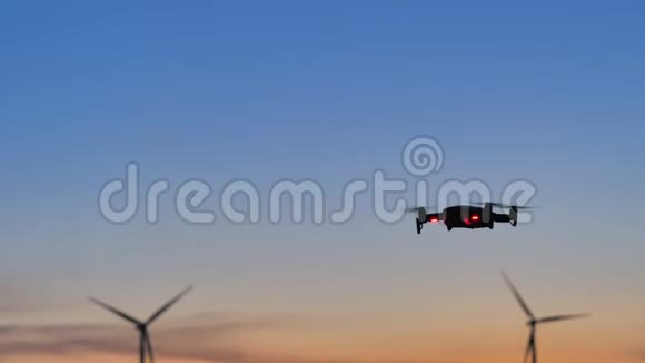 无人机飞去拍摄照片和视频在黄昏的日落黑暗和谷物处理视频的预览图