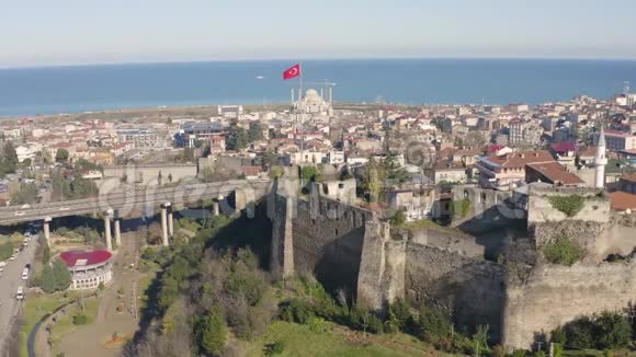 扎尼奥斯瓦迪西公园和土耳其特拉布宗的城堡视频的预览图