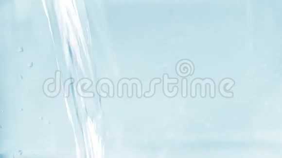 水中的气泡视频的预览图