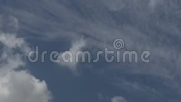 蓝天的云时程视频的预览图