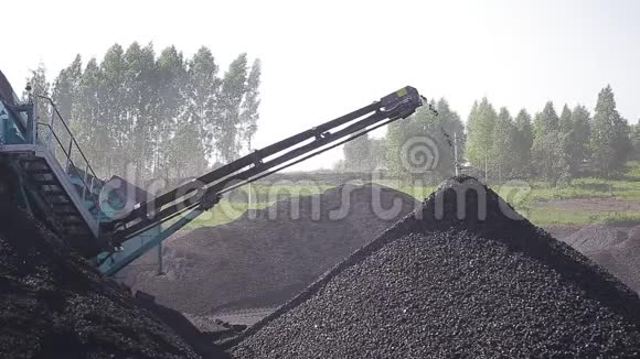 煤炭分选储煤视频的预览图