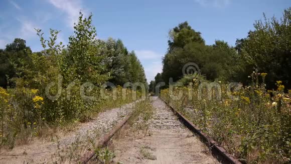 废弃的旧铁路视频的预览图