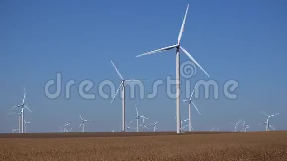 风力机风力涡轮机延时发电机功率电力时间视频的预览图