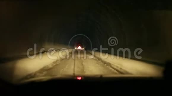 移动时的隧道射击视频的预览图