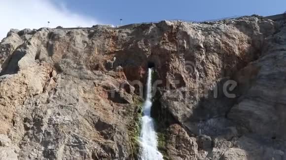 直布罗陀瀑布视频的预览图