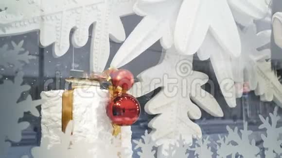圣诞商店的橱窗新年和圣诞节背景视频的预览图