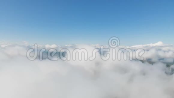 在阳光明媚的一天空中观看白天飞行在山上的云层和山丘上的概念视频的预览图