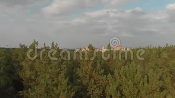 市郊建设厄宾乌克兰4K视频的预览图