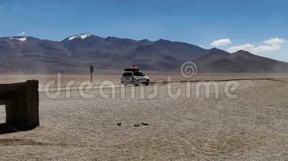 玻利维亚沙漠卡车2mp4视频的预览图