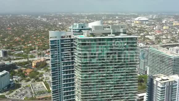 现代建筑迈阿密佛罗里达航空拍摄视频的预览图