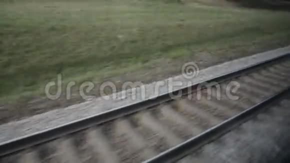 从高速列车高清股票画面看视频的预览图