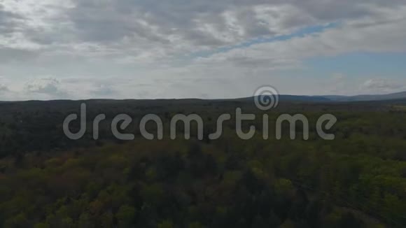 波科诺山美景全景视频的预览图