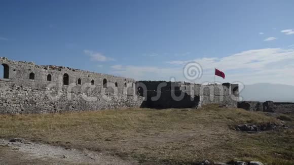 什科德城和罗扎法城堡城堡卡拉贾e罗扎夫A城堡附近的城市什科德A视频的预览图