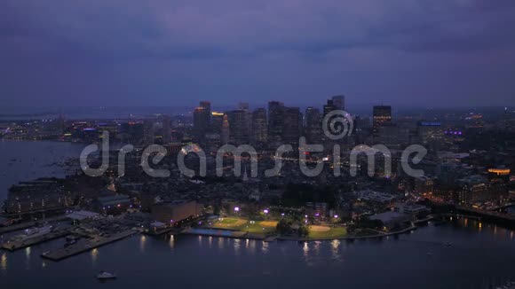 麻萨州2017年7月波士顿夜间4K激发2视频的预览图