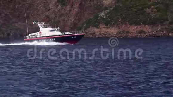 营救小船和旗关于意大利帆船运动采用地中海的海嘴唇视频的预览图