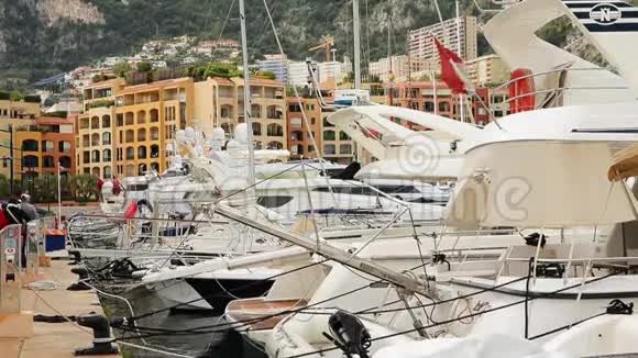 摩纳哥丰维耶24aux可以2013奢侈快艇采用海港关于男人视频的预览图