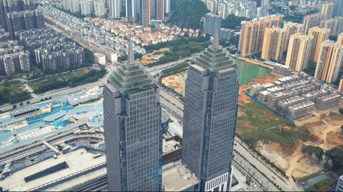 航拍城市高楼城市规划发展建筑群视频的预览图