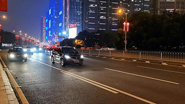 4K实拍湖南长沙夜晚车流延时摄影视频的预览图