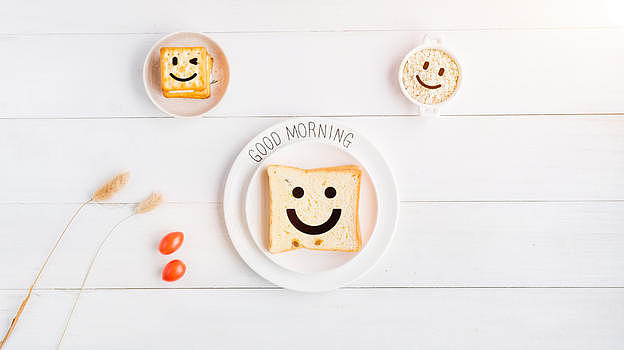 微笑早餐图片素材免费下载