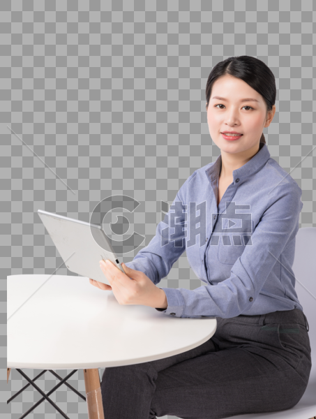 坐着使用平板电脑的职业女图片素材免费下载