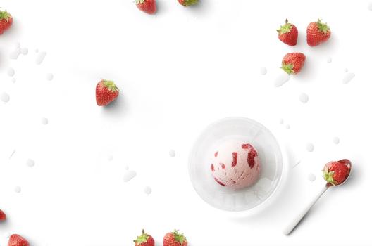 简洁草莓冷饮背景图片素材免费下载