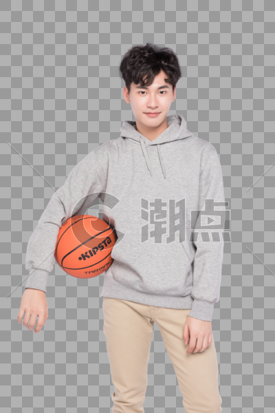 拿着篮球的帅气年轻男子图片素材免费下载