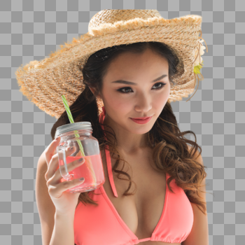 穿粉色比基尼的美女头戴遮阳帽喝饮料图片素材免费下载