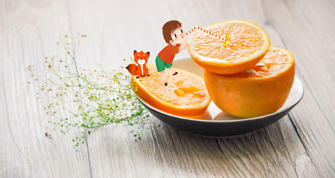 喝橙汁的小孩图片素材免费下载