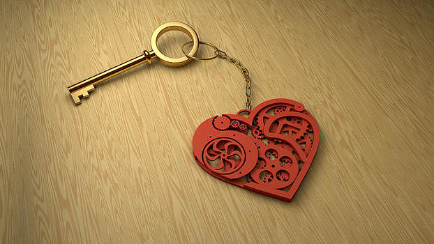 创意齿轮心形金钥匙链图片素材免费下载