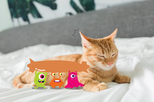 小怪物和大橘猫图片素材免费下载