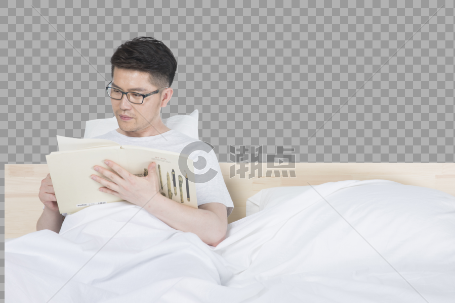 男性在床上阅读图片素材免费下载