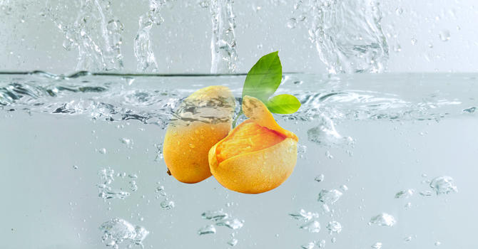 水下的芒果图片素材免费下载