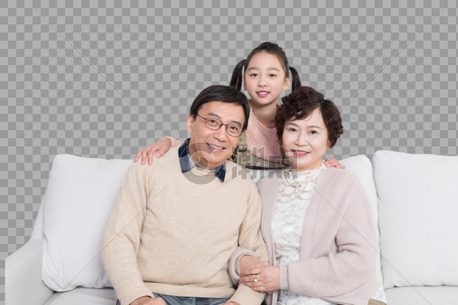 小孩子幸福地和爷爷奶奶在客厅图片素材免费下载