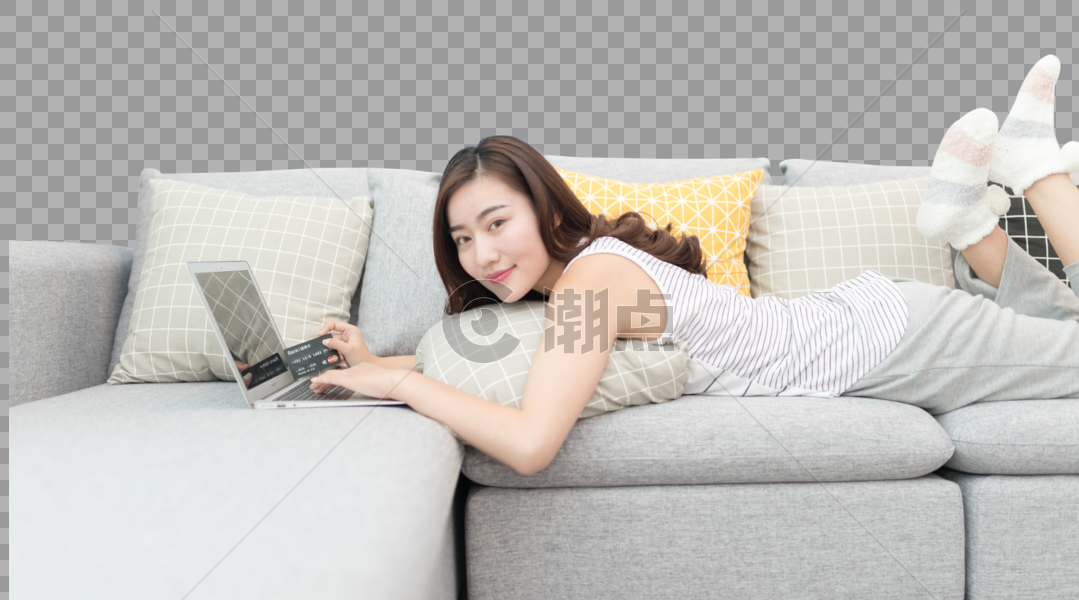 躺在沙发上网购的女性图片素材免费下载