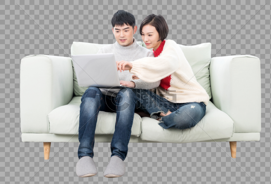 一起坐在沙发上看电脑的情侣图片素材免费下载