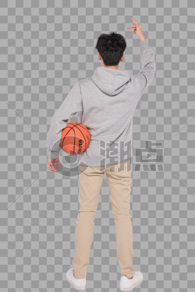 拿着篮球的男生背影图片素材免费下载