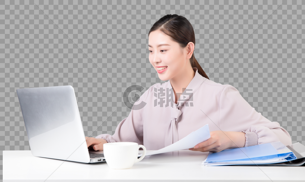 电脑办公的休闲商务女性图片素材免费下载