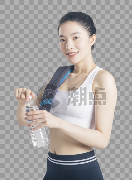 擦汗喝水的运动女性棚拍图片素材免费下载