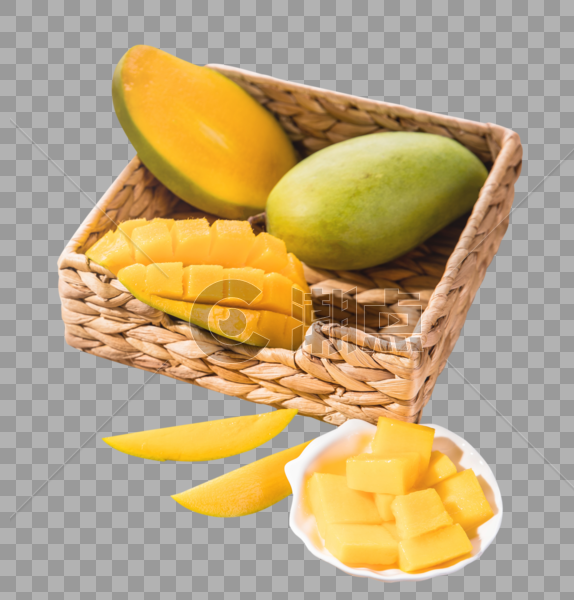 新鲜的芒果在木桌子上的果篮里图片素材免费下载