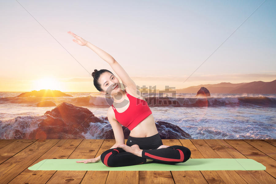 瑜伽运动图片素材免费下载