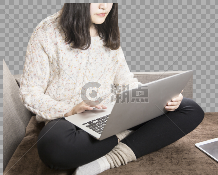 智能生活使用电脑的女孩图片素材免费下载